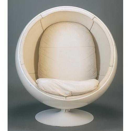 Slideshow for album Ball, Bubble, & Egg Chair Gallery